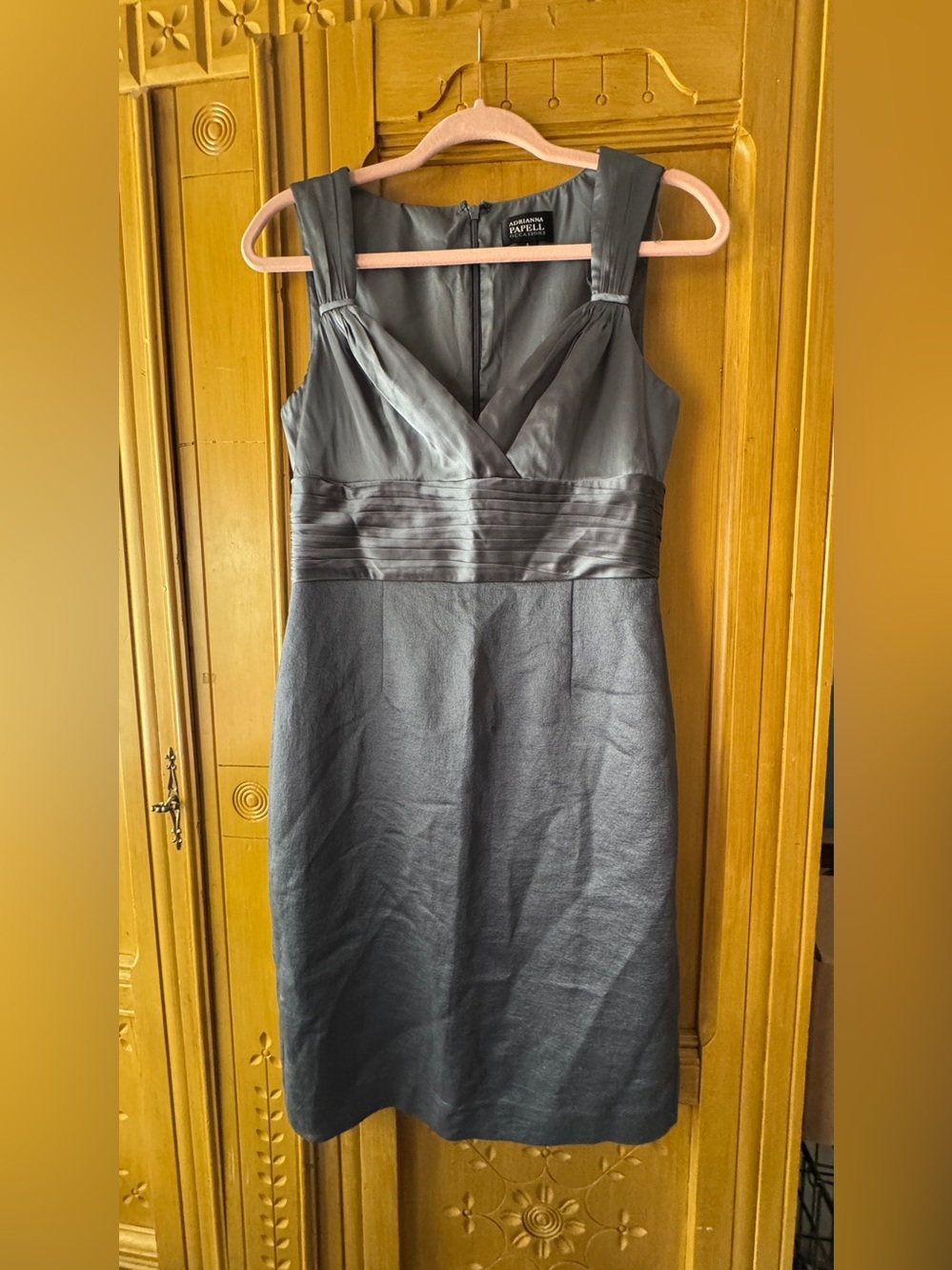 Adrianna Papell Occasions Pewter Gray Sheath Dress 6 Silk Satin Trim Cocktail